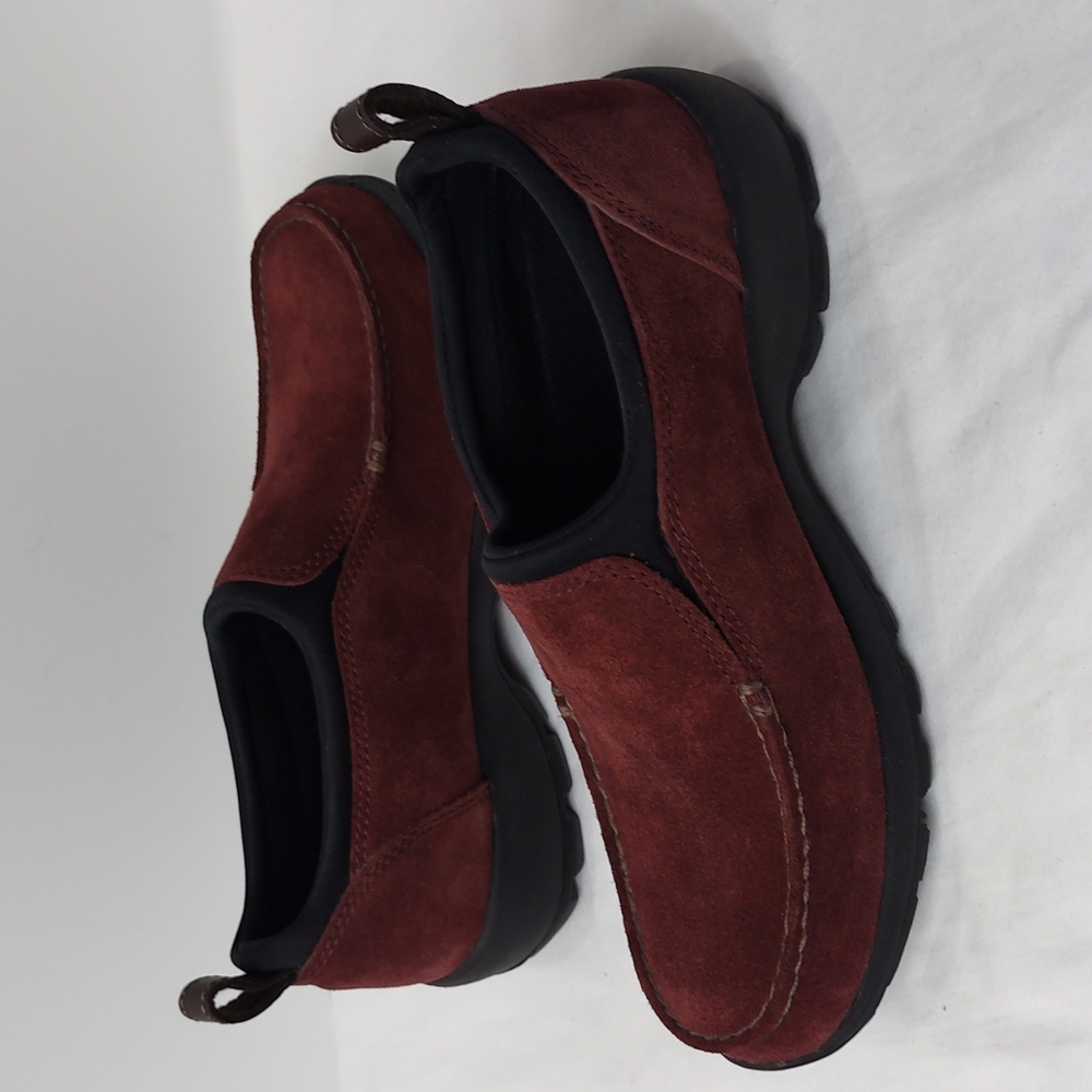 Lands' End Womens Suede Slip On Loafer Size 8B Wine/Burgendy